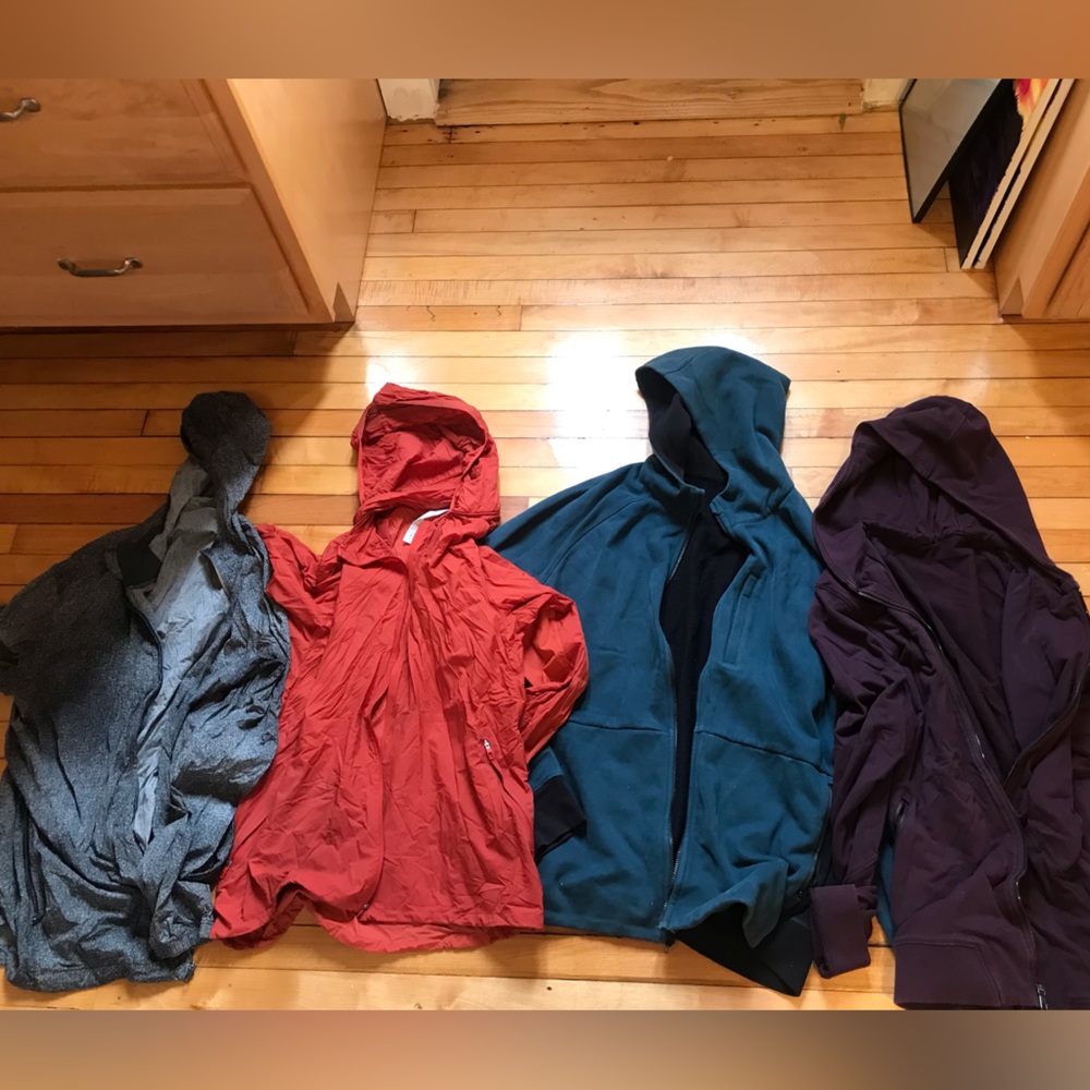 Lululemon sweatshirts/jackets